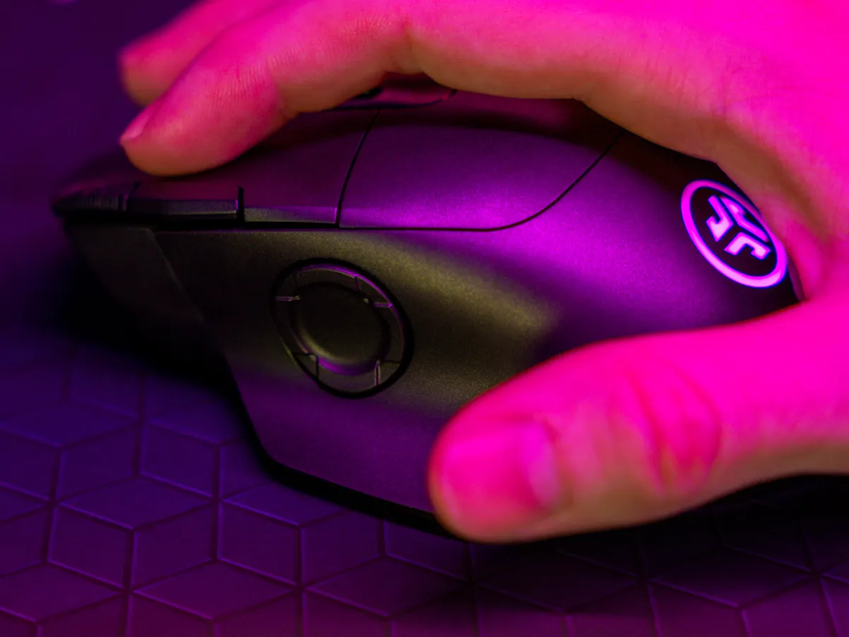 Daybreak mouse